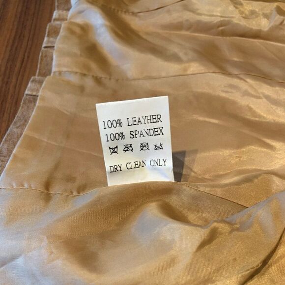 Vest, real suede, beads, sequins, shells, lined, EUC, European sz 40, Amer sz 8 - Picture 9 of 16